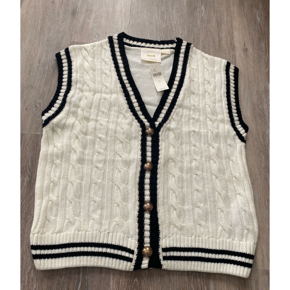 Maeve Anthropologie Cream Cable-Knit V-Neck Sweater Vest with Black Trim